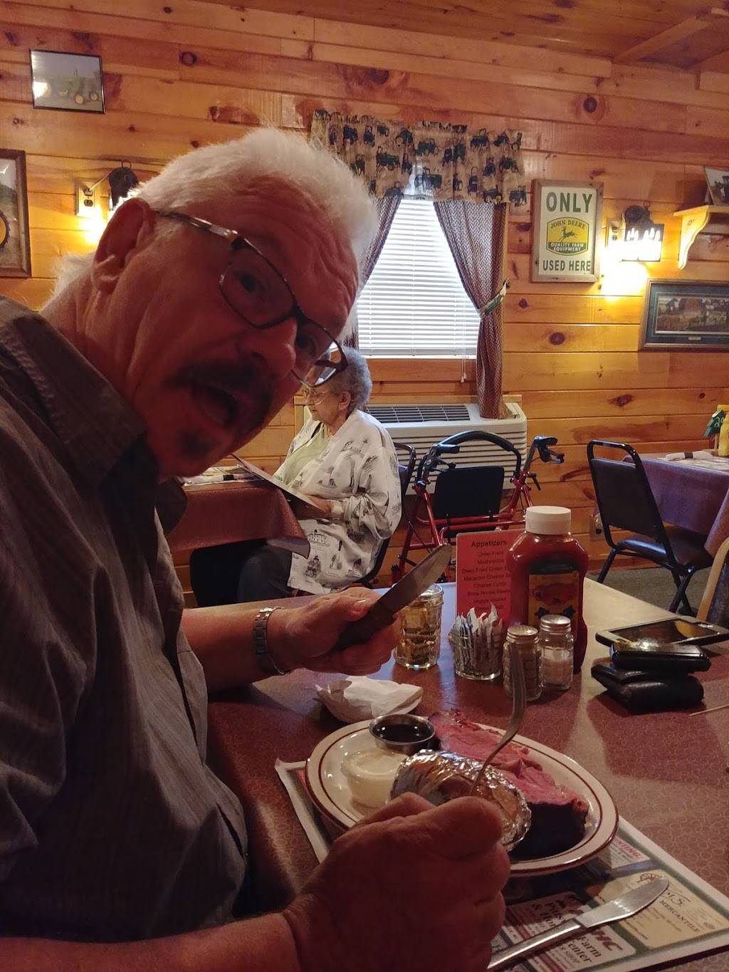 Pinecrest Supper Club | restaurant | 9231 WI-73, Pittsville, WI 54466, USA | 7158842694 OR +1 715-884-2694