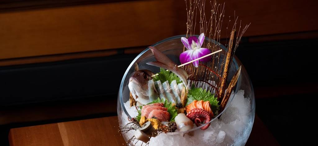 Blue Ribbon Sushi | restaurant | 15201 Palisades Village Lane, Los Angeles, CA 90272, USA | 3109079899 OR +1 310-907-9899