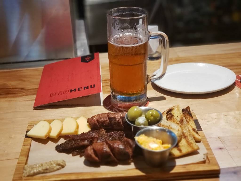 Twin Peaks Davie | restaurant | 2000 S University Dr, Davie, FL 33317, USA | 9543066191 OR +1 954-306-6191