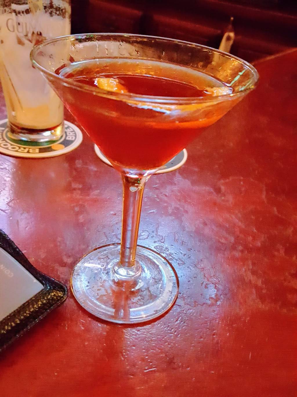 The Triple Crown Ale House | restaurant | 330 7th Ave, New York, NY 10001, USA | 2127361575 OR +1 212-736-1575