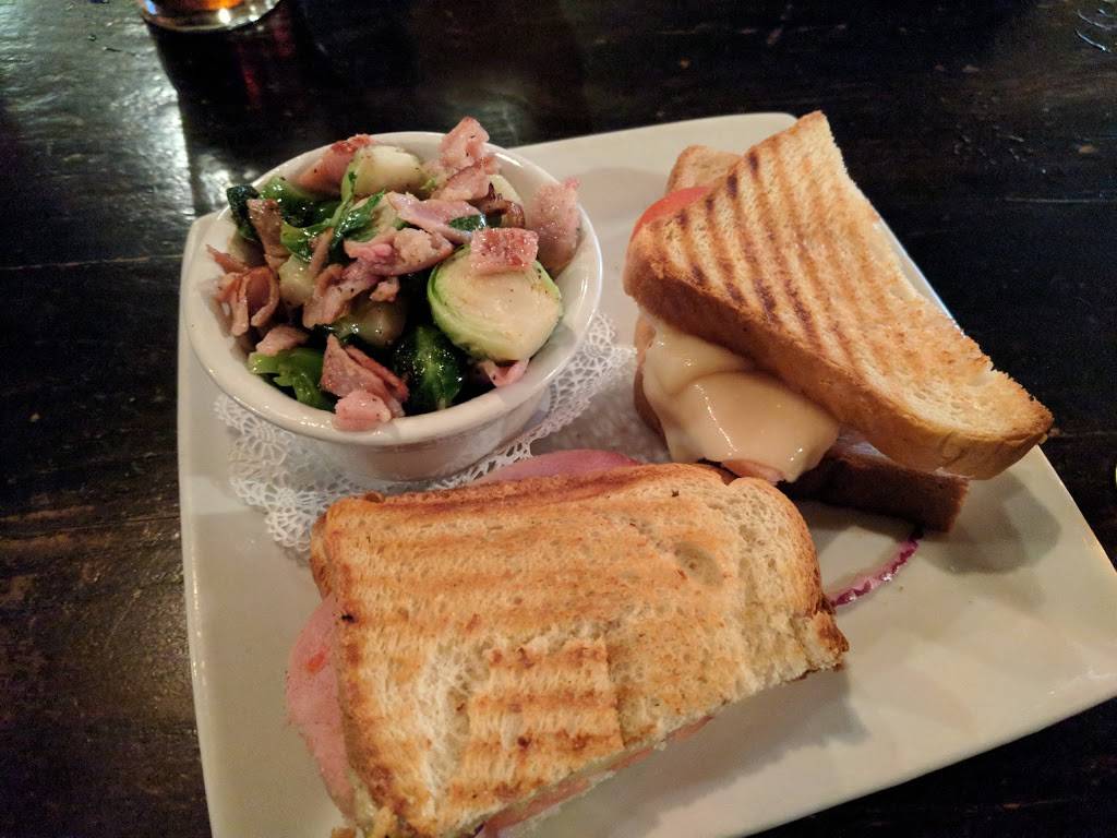 The Auld Dubliner | restaurant | 71 S Pine Ave, Long Beach, CA 90813, USA | 5624378300 OR +1 562-437-8300