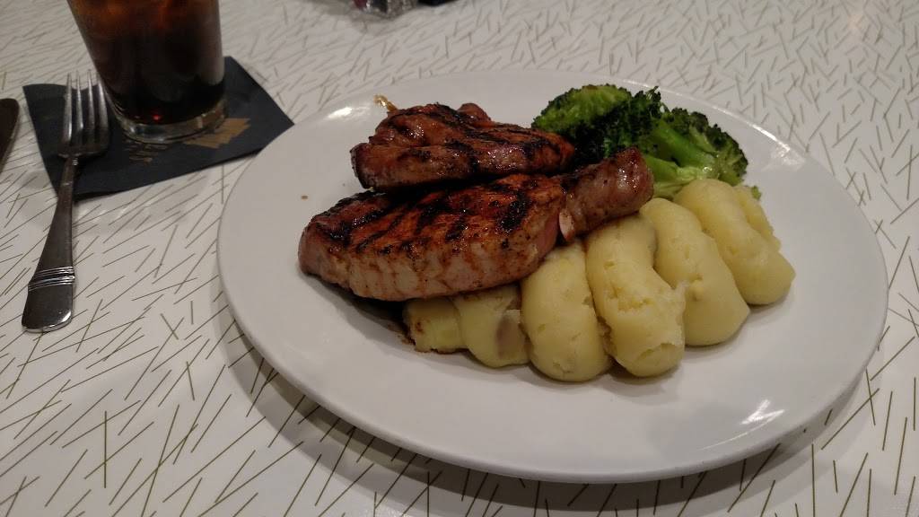 Smoke ‘N Fire | restaurant | 11177 E Michigan Ave, Battle Creek, MI 49014, USA | 8773528777 OR +1 877-352-8777