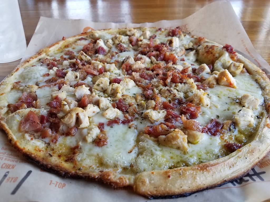 Blaze Pizza | meal takeaway | Louisville - Shelbyville Rd. Plaza, 4600 Shelbyville Rd, Louisville, KY 40207, USA | 8188614520 OR +1 818-861-4520