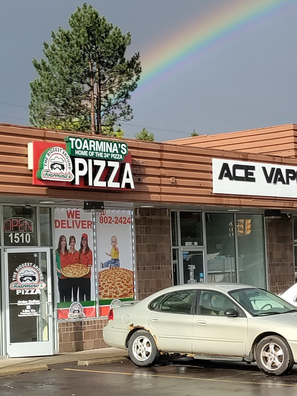 Toarminas Pizza | meal takeaway | 1510 Washtenaw Ave, Ypsilanti, MI 48197, USA | 7348022424 OR +1 734-802-2424