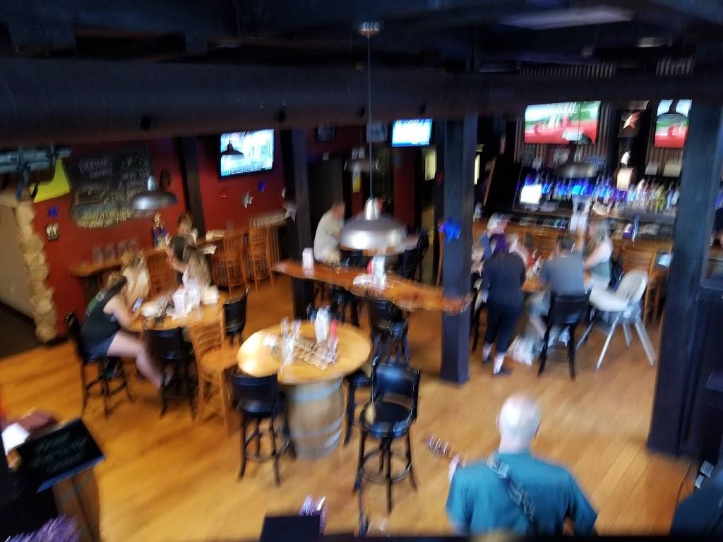 Boiler Bar and Grille | restaurant | 245 Tully Rd, Orange, MA 01364, USA | 9782489700 OR +1 978-248-9700