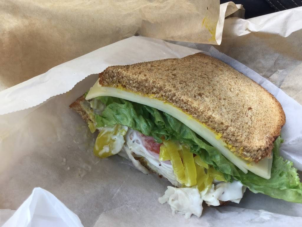 Dekes Market - In Mah Belly Deli | restaurant | 334 7th Ave, Santa Cruz, CA 95062, USA | 8314765897 OR +1 831-476-5897