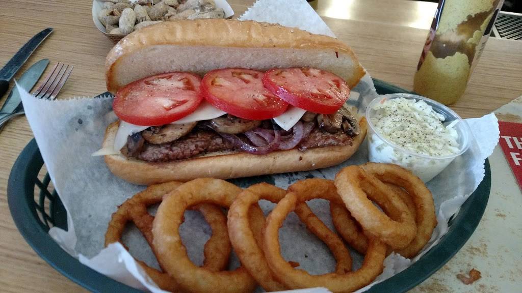 Between the Greens | restaurant | 3315 County Rd I, Saukville, WI 53080, USA | 2622849808 OR +1 262-284-9808