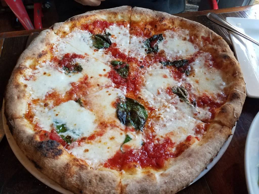 Lamp Pizzeria | restaurant | 8900 E Pinnacle Peak Rd, Scottsdale, AZ 85255, USA | 4802928773 OR +1 480-292-8773