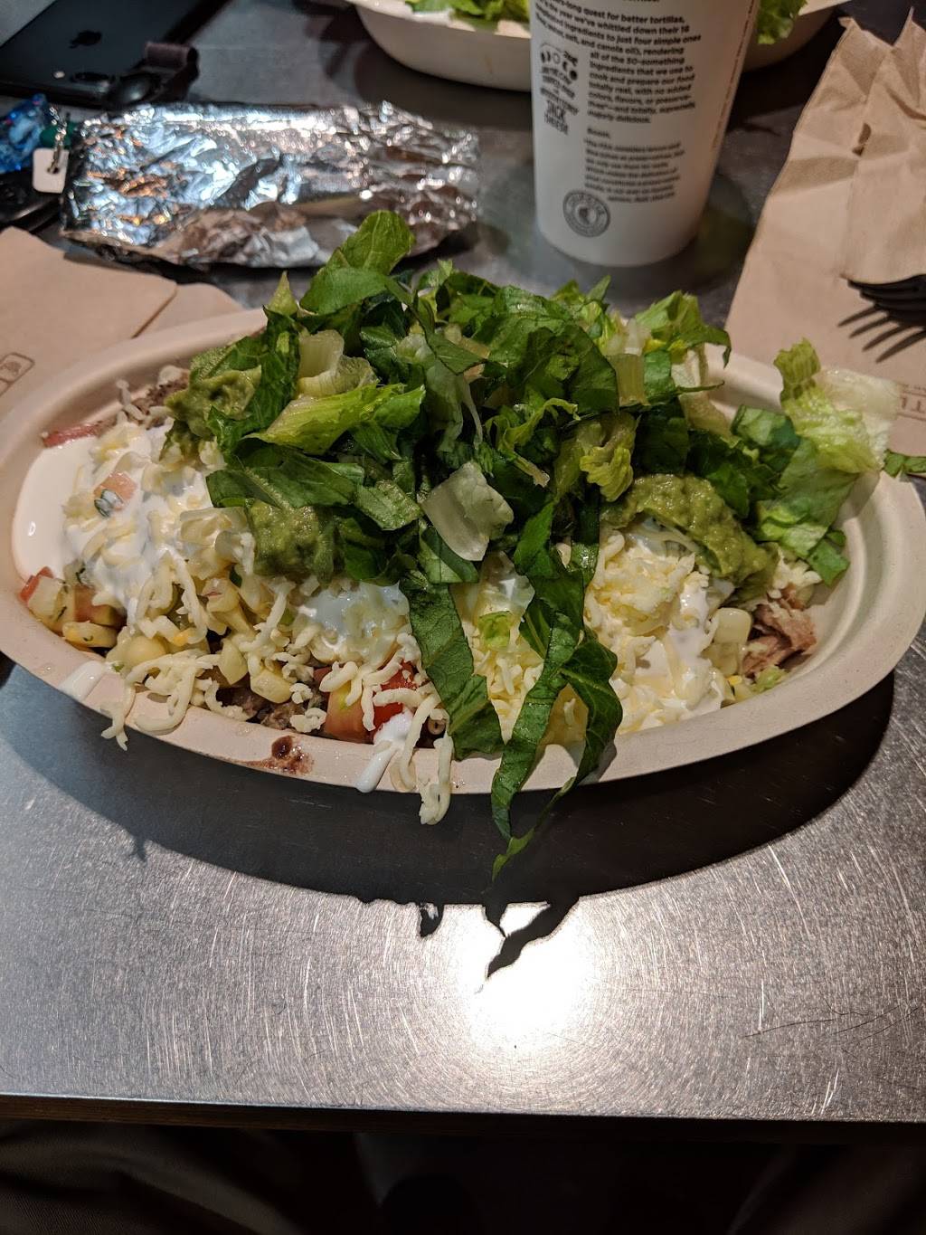 Chipotle Mexican Grill | restaurant | 15754 Paramount Blvd A, Paramount, CA 90723, USA | 5622202606 OR +1 562-220-2606