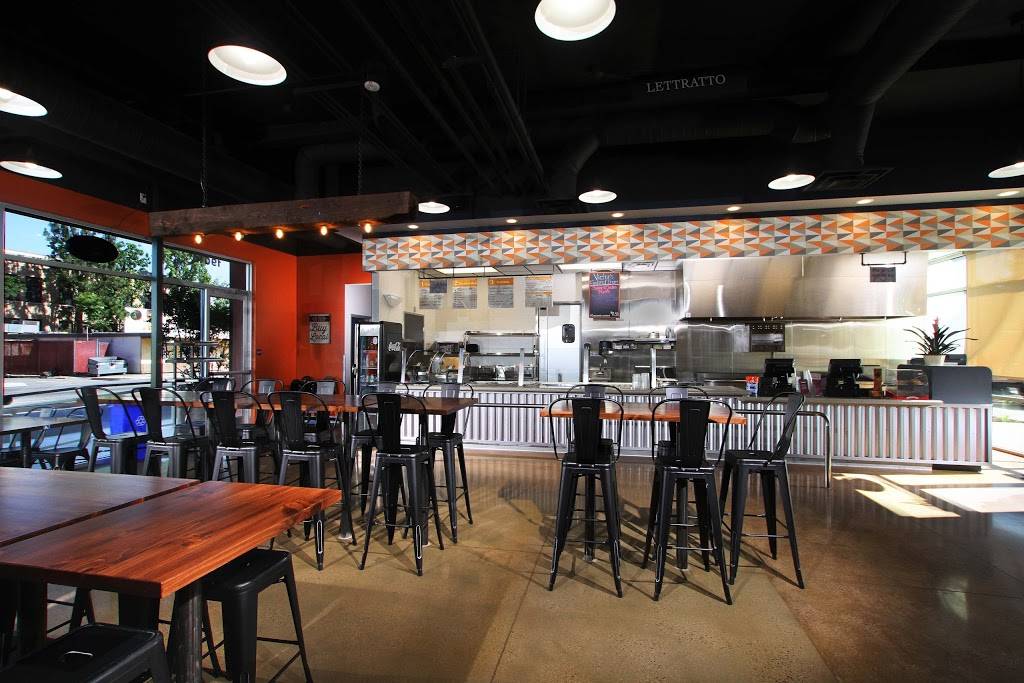 Victor’s Mexican Grill | restaurant | 1901 20th St, Bakersfield, CA 93301, USA | 6614893000 OR +1 661-489-3000