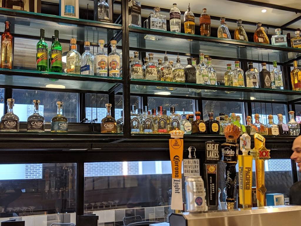 Cantina Laredo | restaurant | 2004 Crocker Rd, Westlake, OH 44145, USA | 4408993997 OR +1 440-899-3997