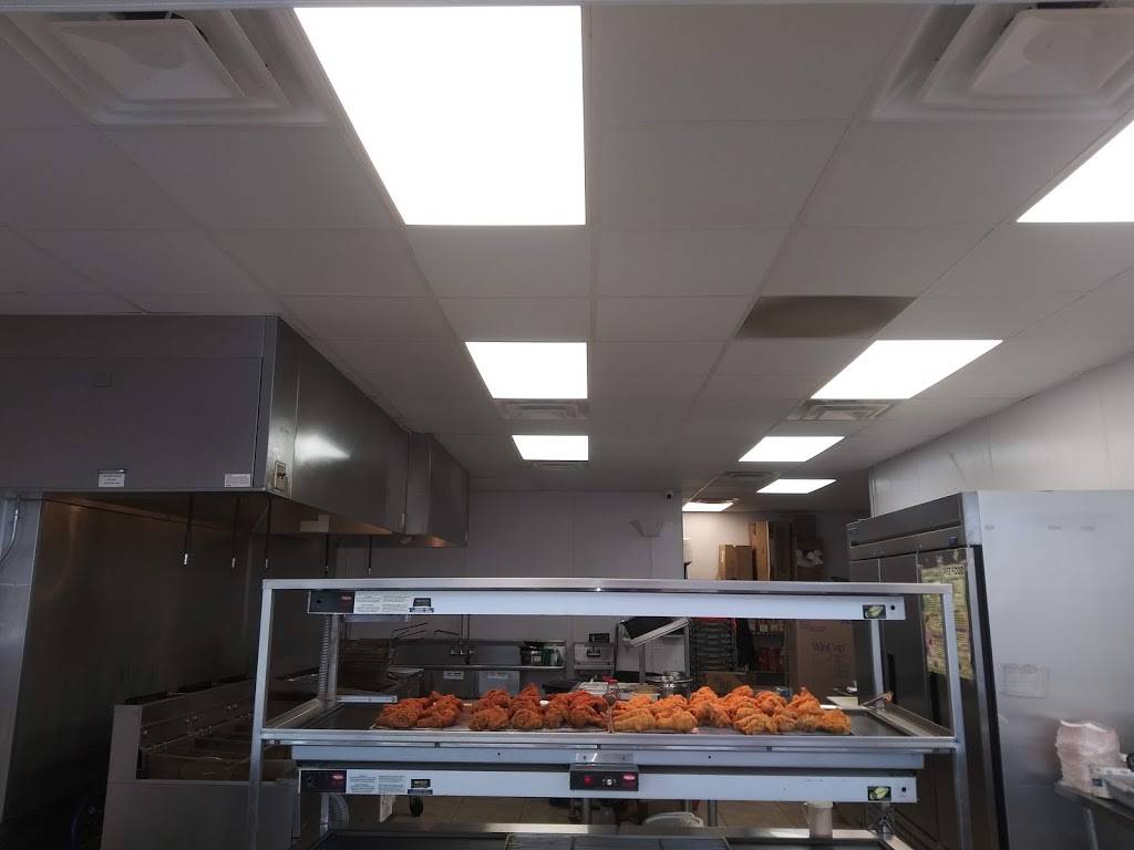 Captain Fried Chicken ( Grand Trip) | restaurant | 7500 S Westmoreland Rd, Dallas, TX 75237, USA | 4692915331 OR +1 469-291-5331