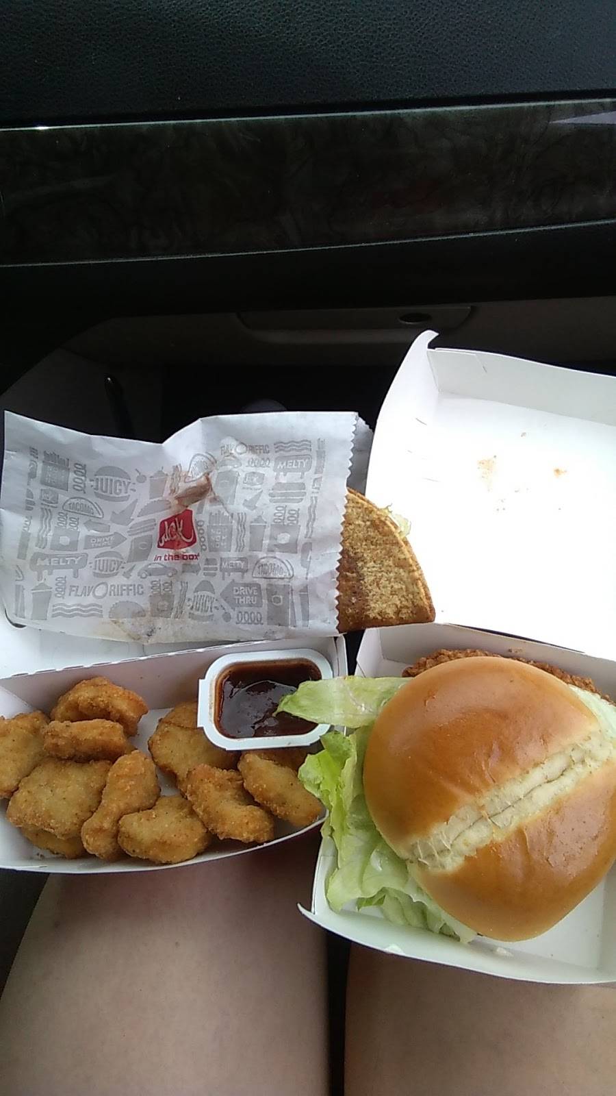 Jack in the Box | restaurant | 9970 Kennerly Rd, St. Louis, MO 63128, USA | 3148422180 OR +1 314-842-2180