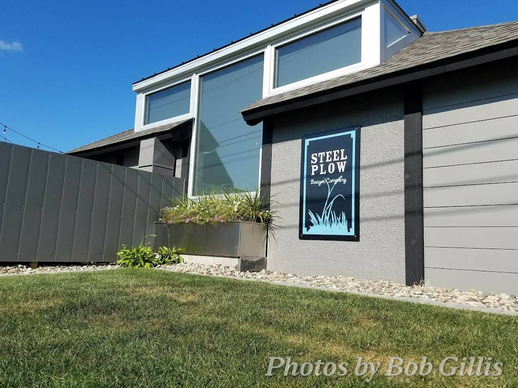 Steel Plow Burger Company | restaurant | 2180 53rd St, Moline, IL 61265, USA | 3095173117 OR +1 309-517-3117