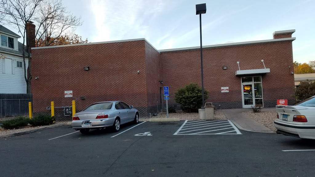 KFC | restaurant | 501 Farmington Ave, Hartford, CT 06105, USA | 8602329566 OR +1 860-232-9566