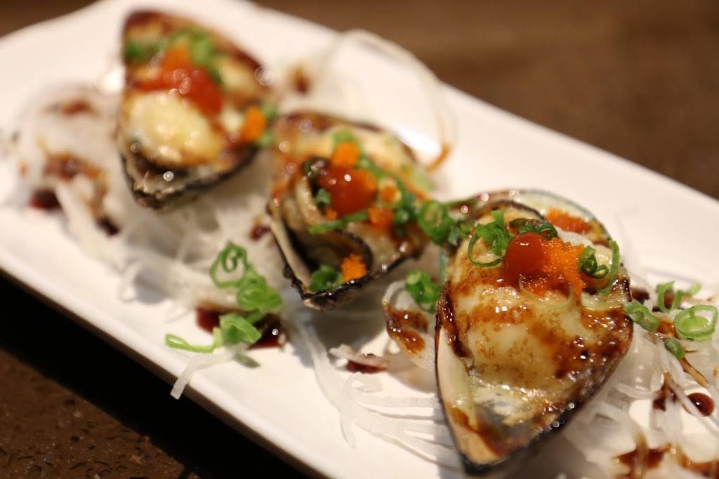 Sushi Wabi | restaurant | 8427 W Lake Mead Blvd, Las Vegas, NV 89128, USA | 7022330008 OR +1 702-233-0008