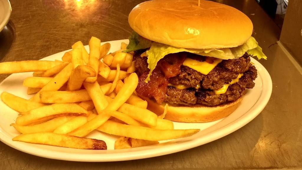 Purple Pig Cafe #2 | restaurant | 113 W Longview St, Arp, TX 75750, USA | 9038592390 OR +1 903-859-2390