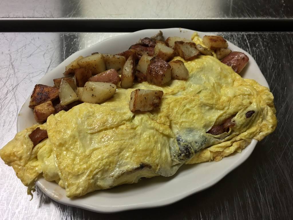Farmers Omelet | restaurant | 2291 State Rd #8, Plymouth, MA 02360, USA | 7743385205 OR +1 774-338-5205