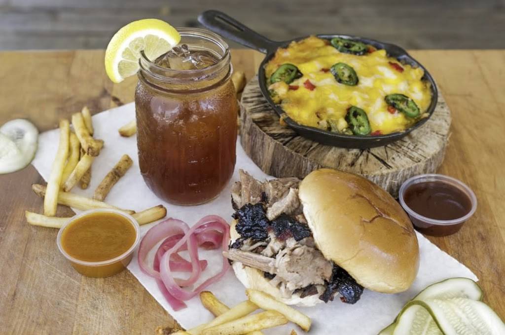 Holy Hog Barbecue | restaurant | 420 E Linton Blvd Suite 800, Delray Beach, FL 33483, USA | 5618948696 OR +1 561-894-8696