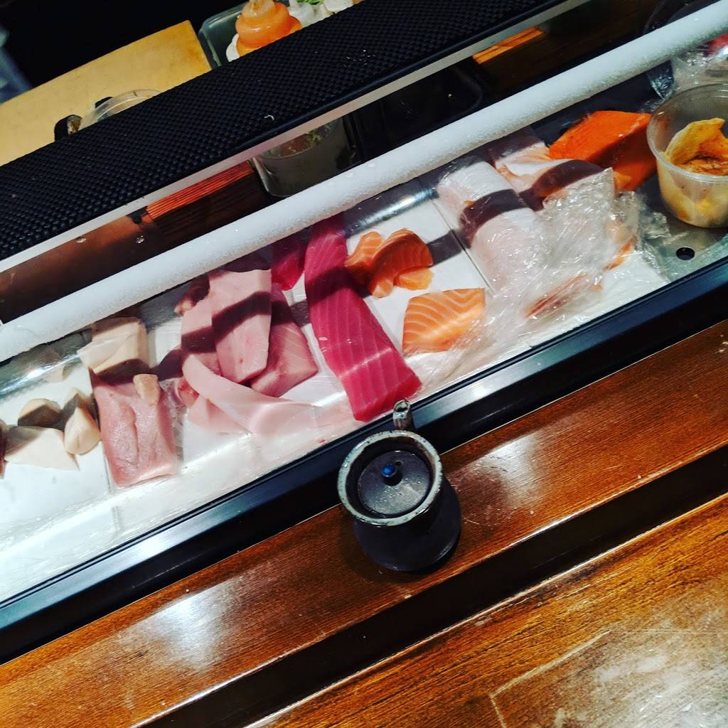 Mikado Japanese Restaurant | restaurant | 2320 Marlton Pike W, Cherry Hill, NJ 08002, USA | 8566654411 OR +1 856-665-4411