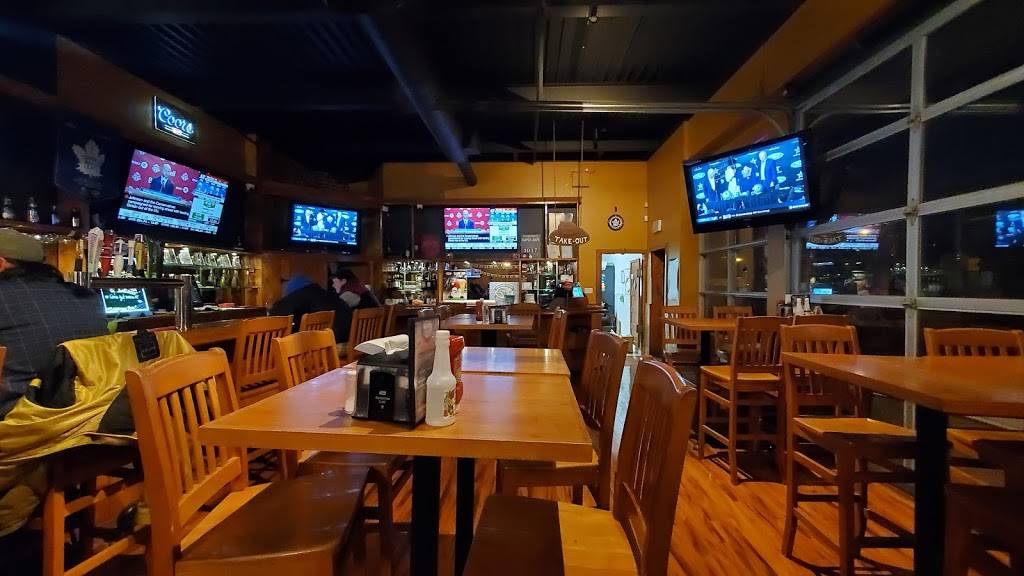 Wild Wing | restaurant | 1 Ellesmere Rd, Scarborough, ON M1R 4B7, Canada | 6473479464 OR +1 647-347-9464
