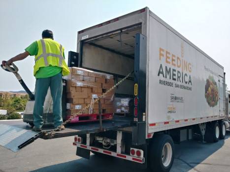 Saukville Community Food Pantry | meal takeaway | 166 W Dekora St, Saukville, WI 53080, USA | 2626898591 OR +1 262-689-8591