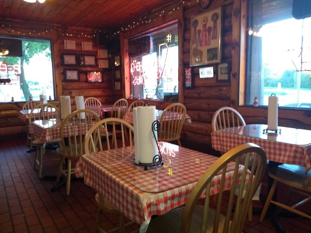 Smoky Jons #1 BBQ | restaurant | 2310 Packers Ave, Madison, WI 53704, USA | 6082497427 OR +1 608-249-7427