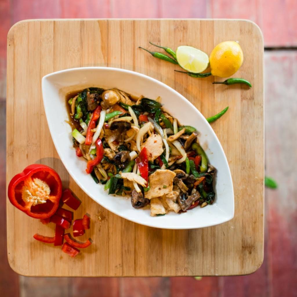 E-San Thai Lents Food Cart | restaurant | 9320 SE Woodstock Blvd, Portland, OR 97266, USA | 5039808322 OR +1 503-980-8322