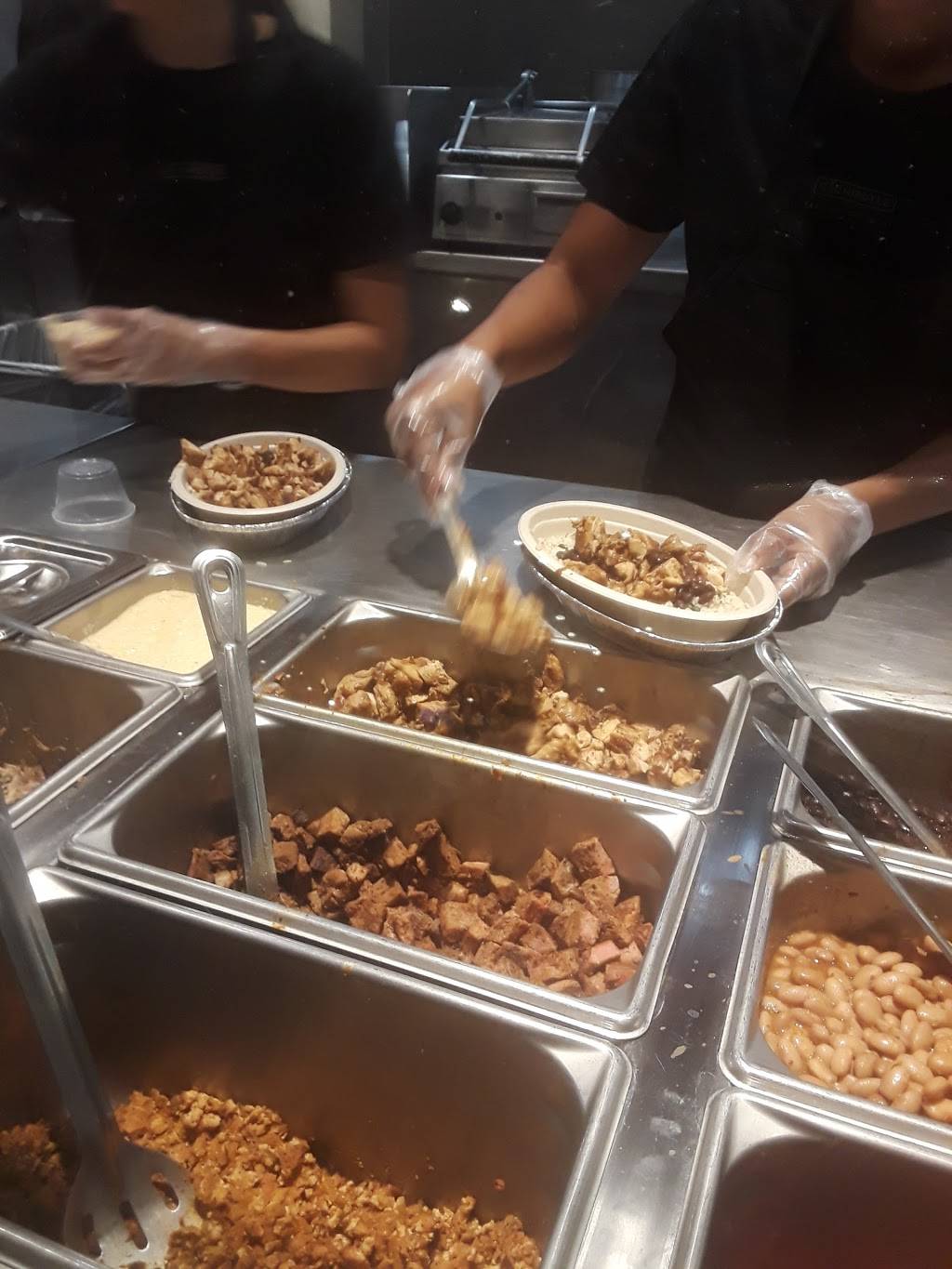 Chipotle Mexican Grill | restaurant | 5880 W Thunderbird Rd #1, Glendale, AZ 85306, USA | 6025042776 OR +1 602-504-2776