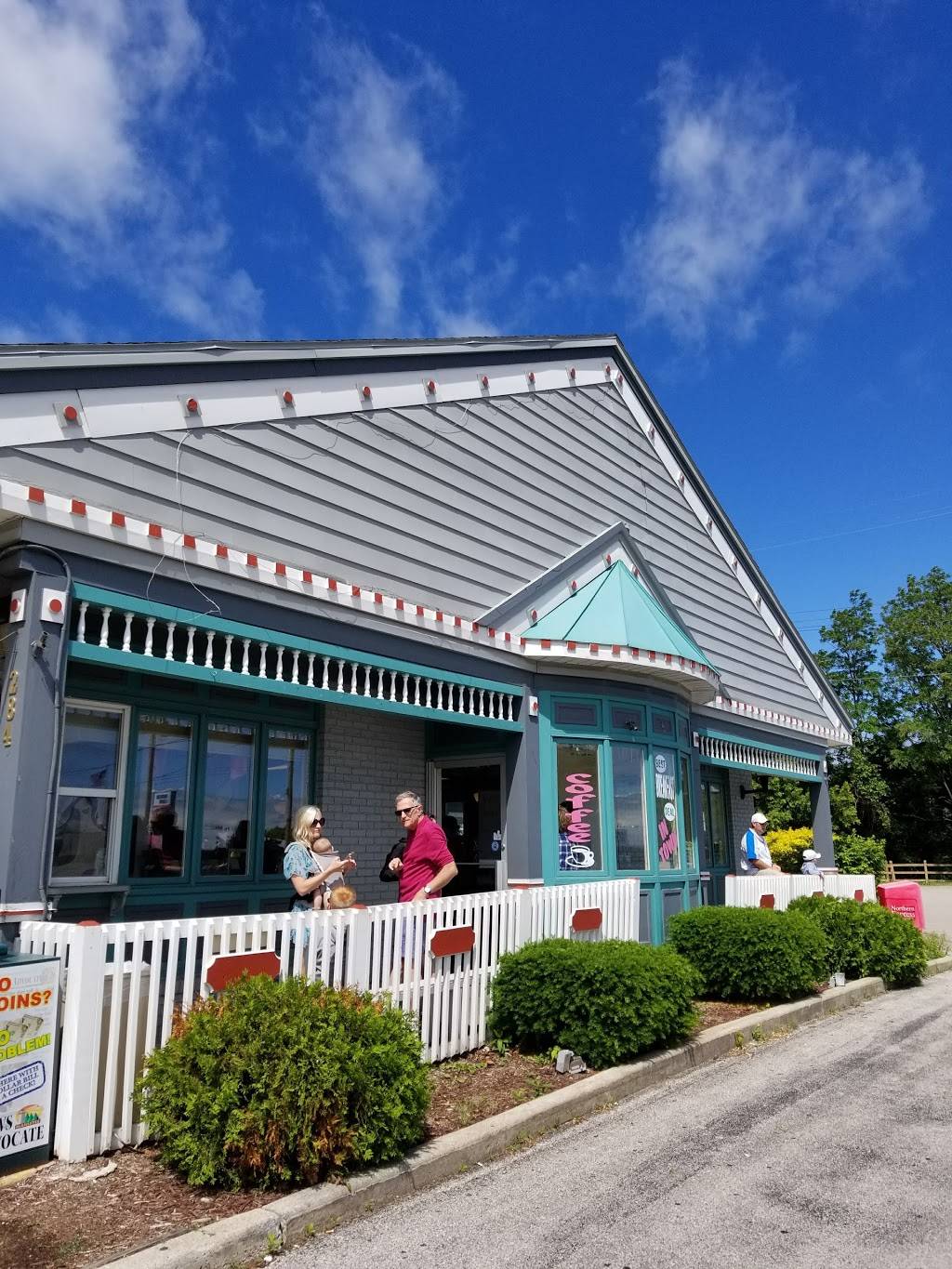 House of Flavors | restaurant | 284 River St, Manistee, MI 49660, USA | 2318874600 OR +1 231-887-4600