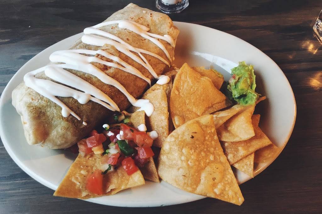 Los tres Chiflados | restaurant | 1046 Flatbush Ave, Brooklyn, NY 11226, USA | 3473506152 OR +1 347-350-6152