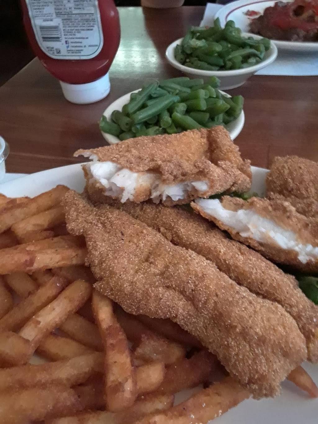 The No More Nicotine Club | restaurant | 800 N Olive Rd, Flora, IL 62839, USA | 6186624665 OR +1 618-662-4665