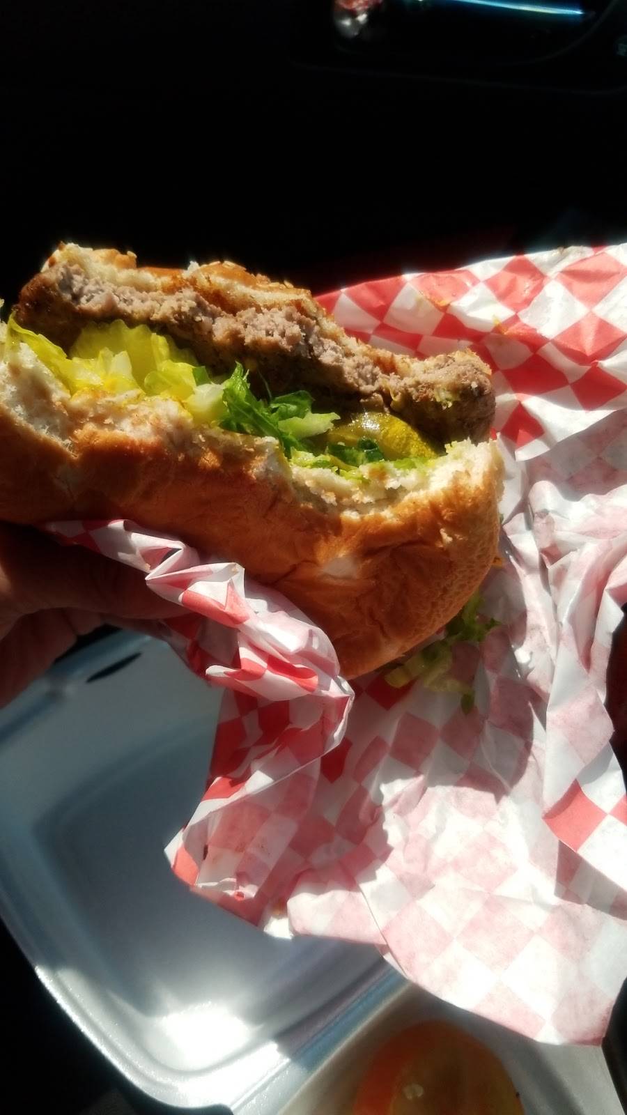 Nagis Burgers | restaurant | 400 Brundage Ln, Bakersfield, CA 93304, USA | 6613226266 OR +1 661-322-6266