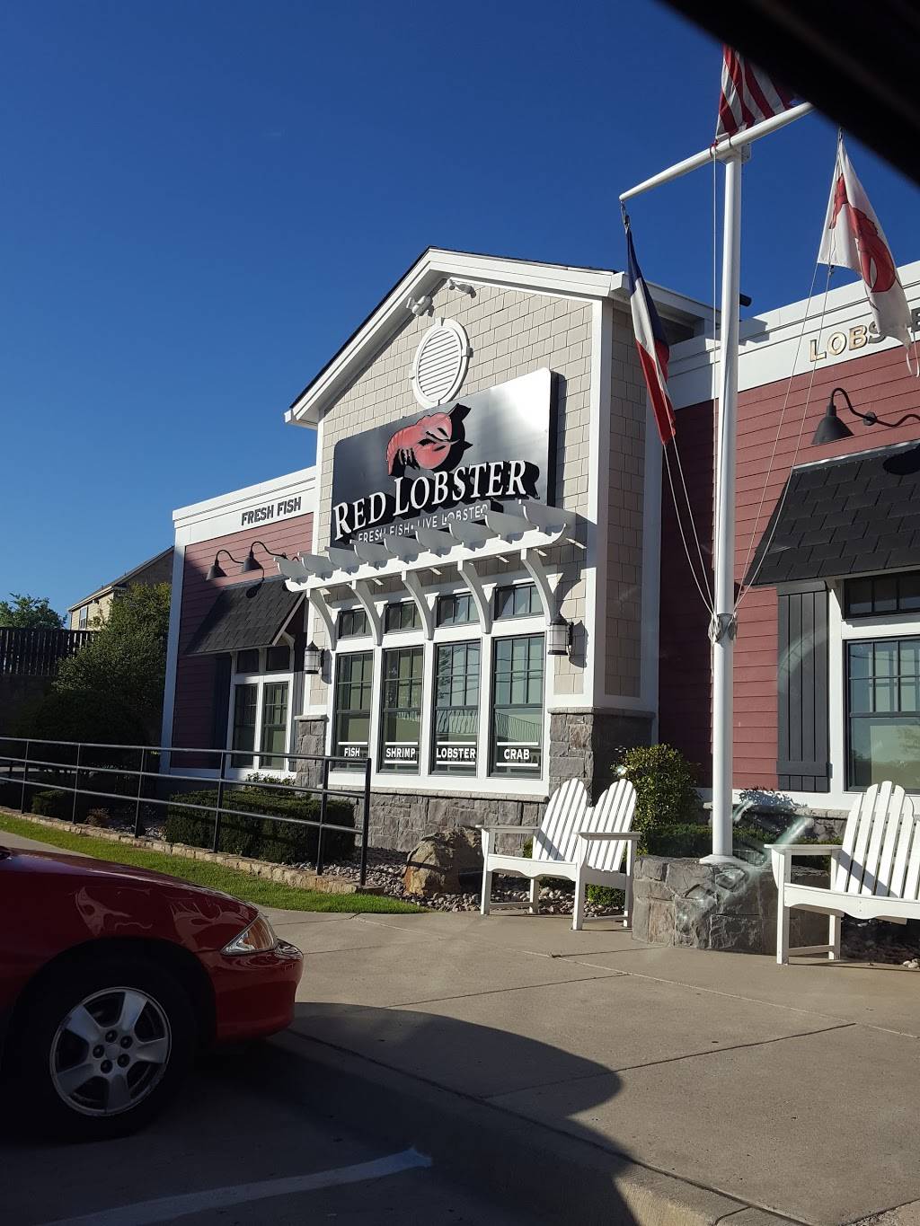 Red Lobster | restaurant | 2801 S Interstate 35, Denton, TX 76210, USA | 9403826410 OR +1 940-382-6410