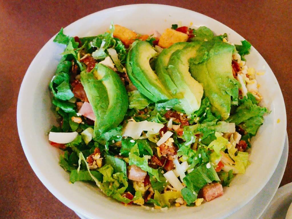 The Cracked Egg | restaurant | 7660 W Cheyenne Ave # 125, Las Vegas, NV 89129, USA | 7023957981 OR +1 702-395-7981