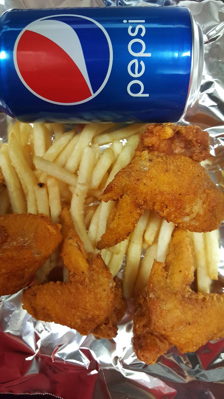 New Kennedy Chicken & Gyro | restaurant | 5605 Broadway, Bronx, NY 10463, USA | 7184321181 OR +1 718-432-1181