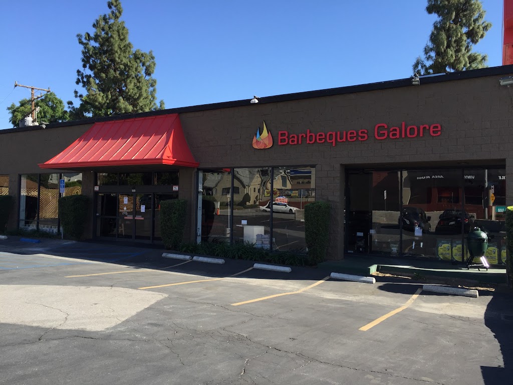 Barbeques Galore | restaurant | 160 N Rosemead Blvd, Pasadena, CA 91107, USA | 6265681422 OR +1 626-568-1422
