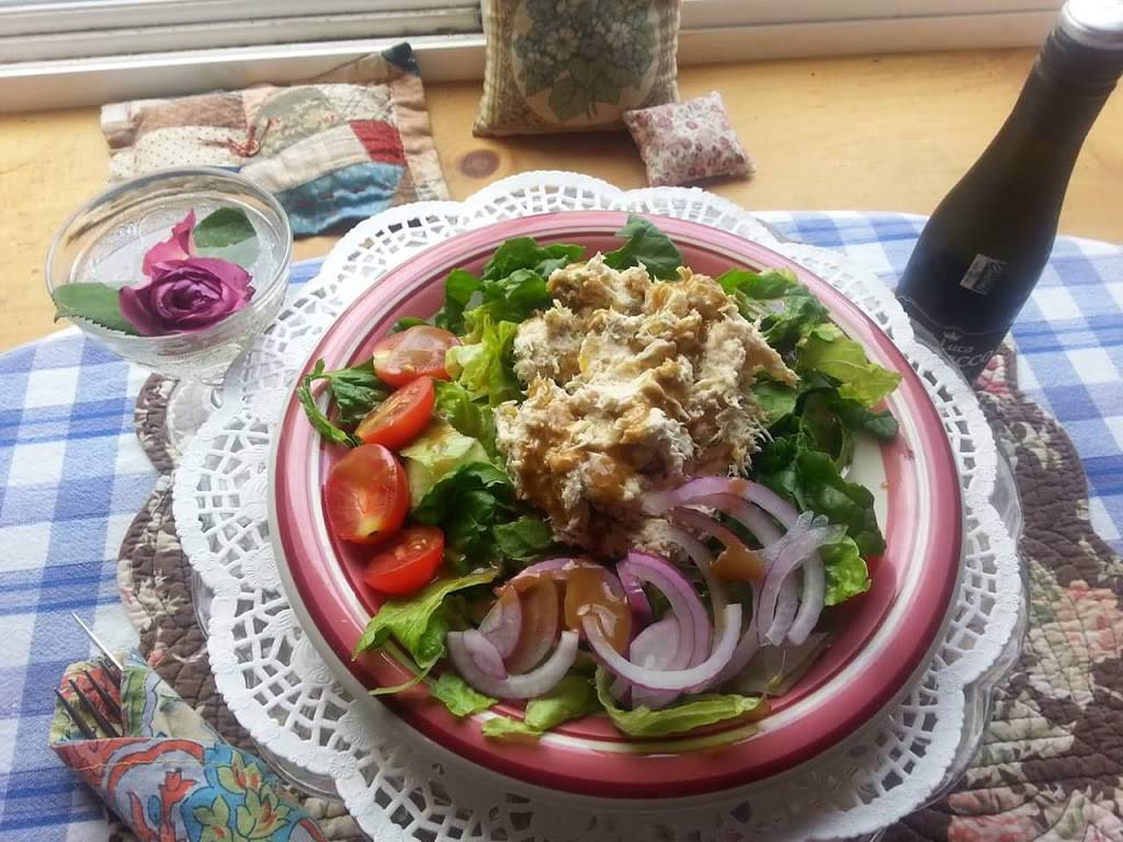 Riverside Lodge and Sauna | restaurant | 20 Paris Hill Rd, South Paris, ME 04281, USA | 2077442412 OR +1 207-744-2412