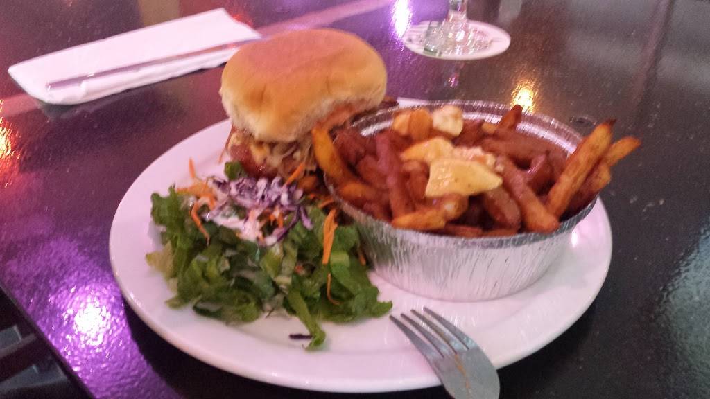 La Shed BBQ & Pub | restaurant | 501 Rue Boivin, Granby, QC J2G 2L5, Canada | 4505587337 OR +1 450-558-7337