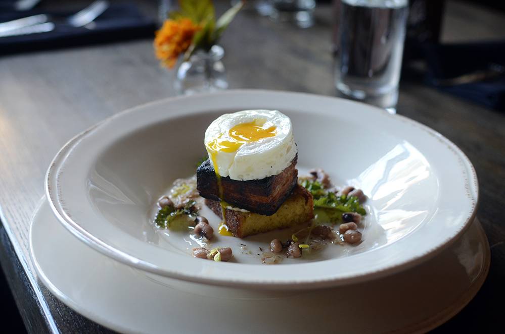 Dancing Bear Appalachian Bistro | restaurant | 137 Apple Valley Way, Townsend, TN 37882, USA | 8653362138 OR +1 865-336-2138