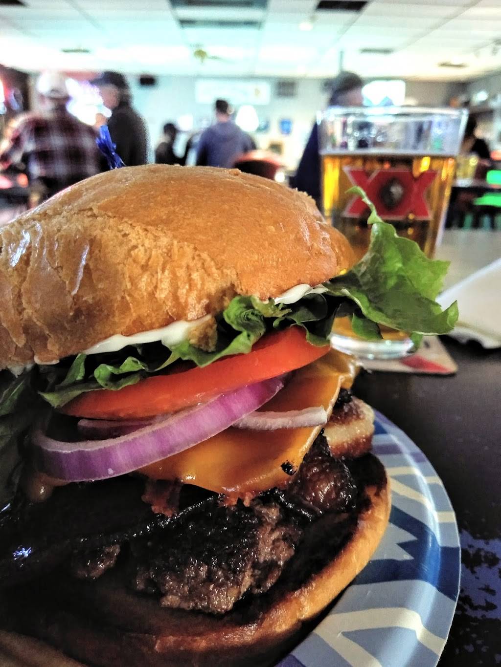 The Rec Room Bar and Grill | restaurant | 14920 Hwy 99 #130, Lynnwood, WA 98087, USA | 4252458899 OR +1 425-245-8899