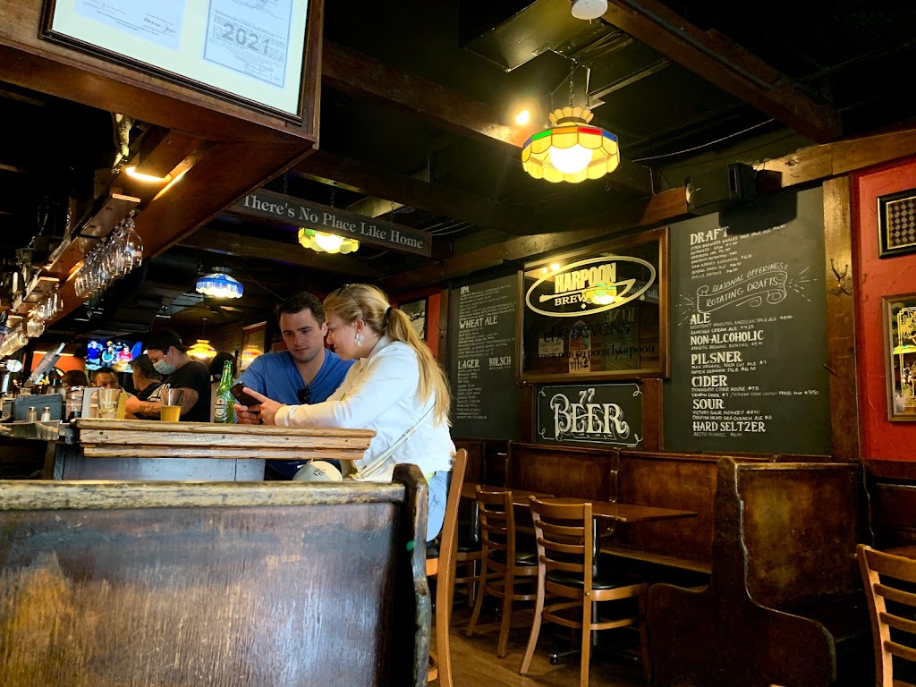 The Sevens Ale House | restaurant | 77 Charles St, Boston, MA 02114, USA | 6175239074 OR +1 617-523-9074