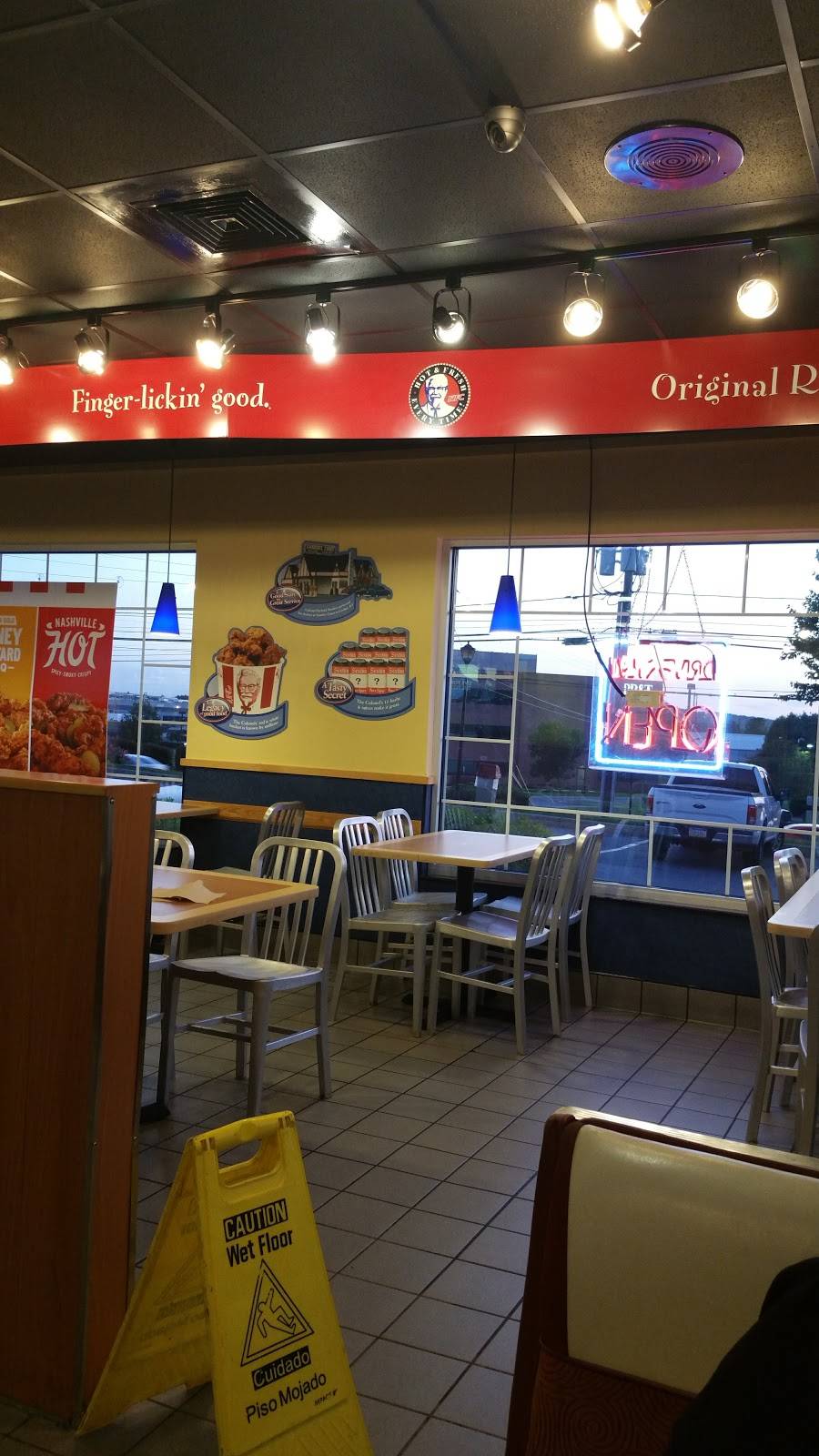 KFC | restaurant | 1535 Manheim Pike, Lancaster, PA 17601, USA | 7175695094 OR +1 717-569-5094