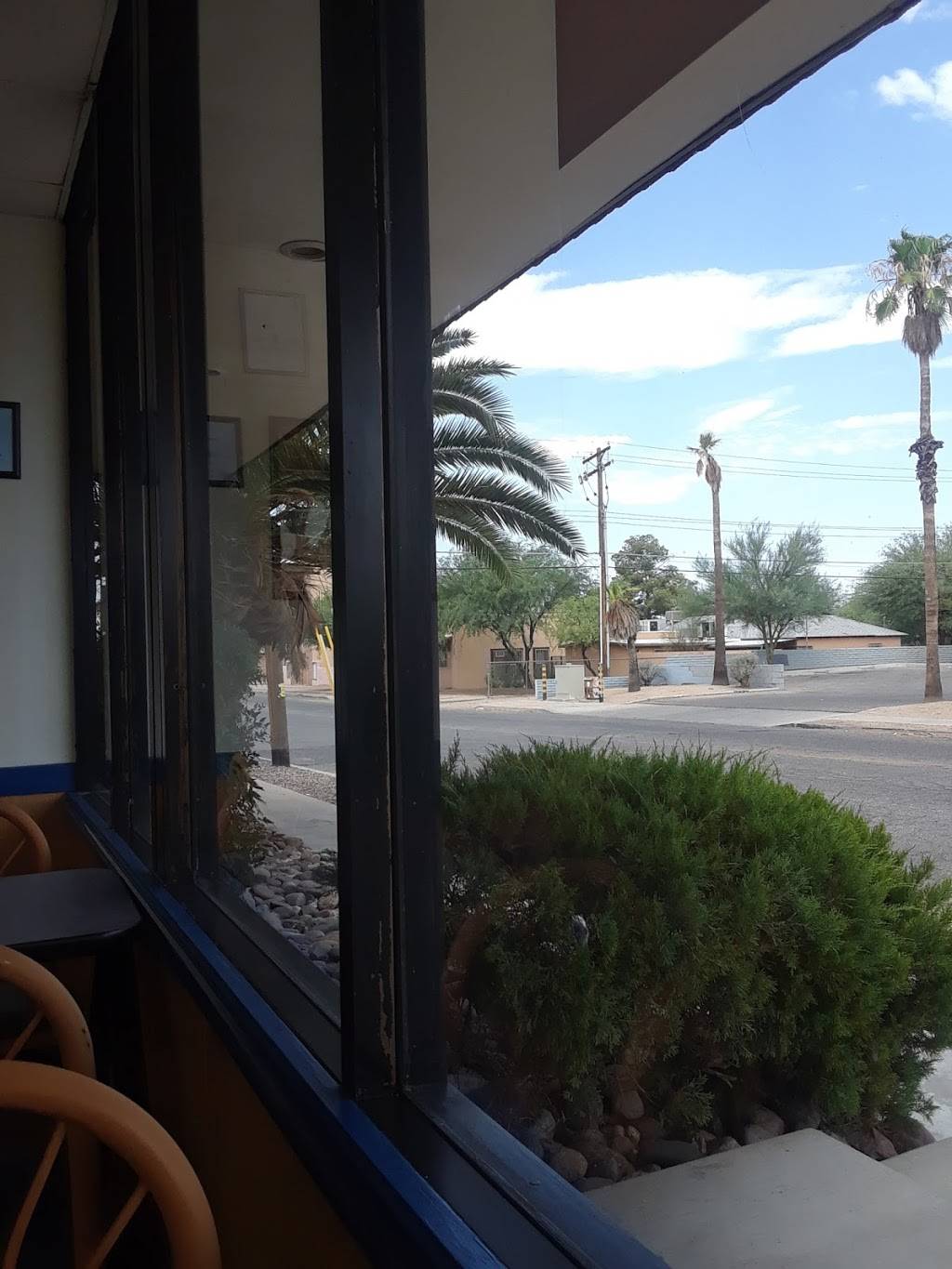 Churchs Chicken | restaurant | 3602 S 6th Ave, Tucson, AZ 85714, USA | 5206289001 OR +1 520-628-9001