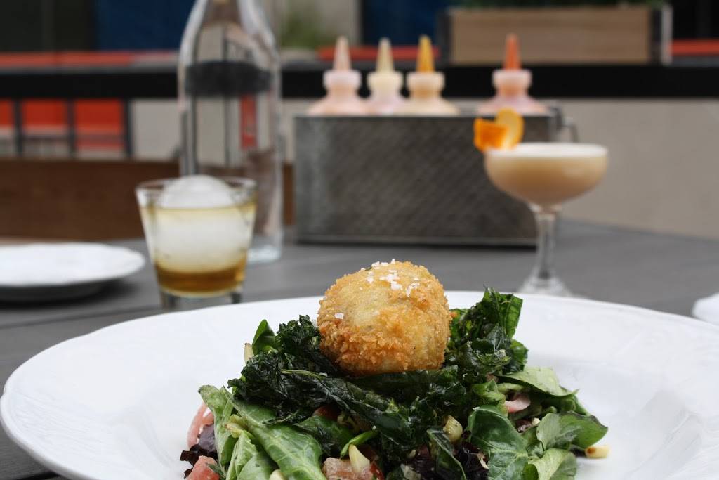 High & Rye | restaurant | 5310 E High St #100, Phoenix, AZ 85054, USA | 4806344143 OR +1 480-634-4143