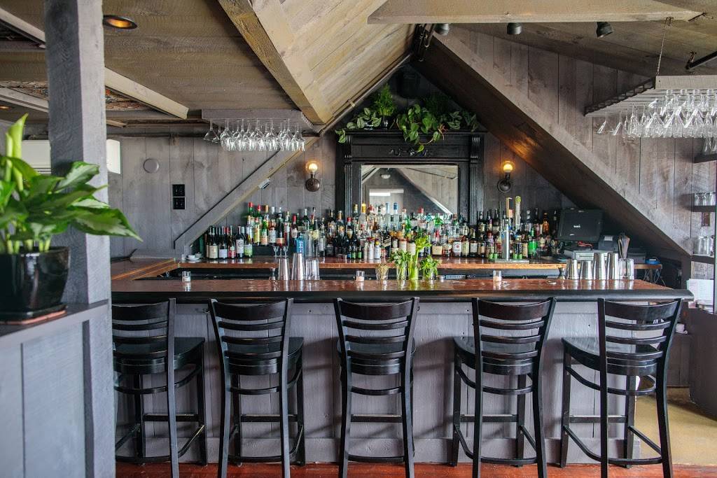 Carriage House Restaurant | restaurant | 2263 Ocean Blvd, Rye, NH 03870, USA | 6039648251 OR +1 603-964-8251