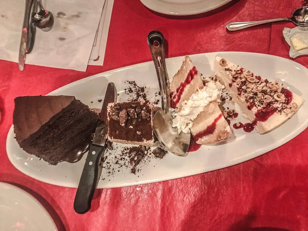 Buca di Beppo Italian Restaurant | restaurant | 35 N Illinois St, Indianapolis, IN 46204, USA | 3176322822 OR +1 317-632-2822