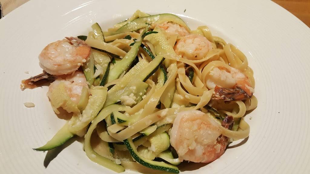 California Pizza Kitchen at Fashion Valley | restaurant | 7007 Friars Rd #901, San Diego, CA 92108, USA | 6192984078 OR +1 619-298-4078