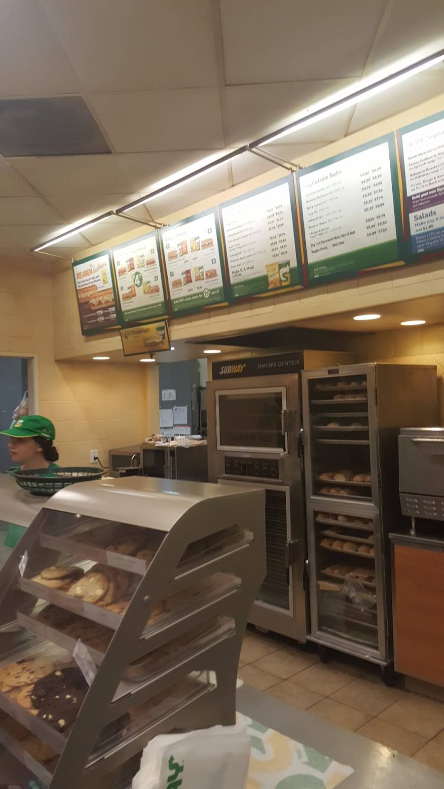 Subway Restaurants | restaurant | 1636 W Mission Blvd, Pomona, CA 91766, USA | 9096201414 OR +1 909-620-1414