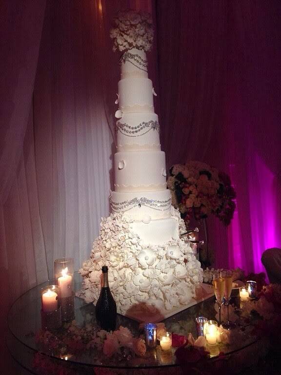 Hayks Cake House | bakery | 13521 Sherman Way, Van Nuys, CA 91405, USA | 8186163002 OR +1 818-616-3002